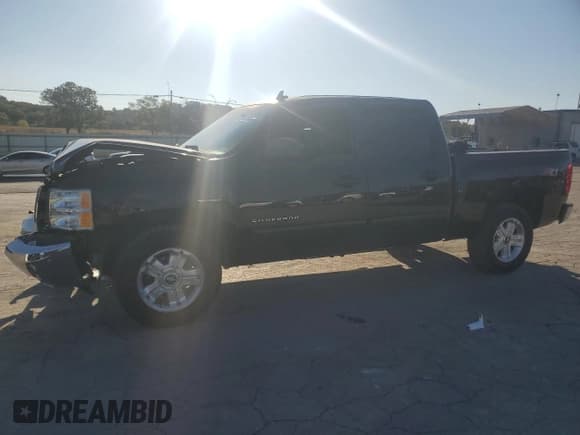 ✅ 2012 Chevrolet Silverado 1500 LT • VIN: 3GCPKSE77CG243041 • Lot: 82489575. Listed on Copart with 135,060 mi. Free auction sales archive from the USA and detailed vehicle history report at DreamBid. Image 1.