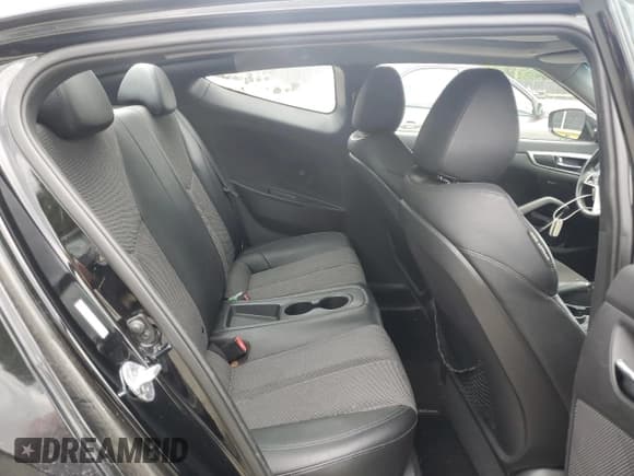 ✅ 2013 Hyundai Veloster w/Gray Int • VIN: KMHTC6AD2DU106887 • Lot: 58149635. Listed on Copart with 159,914 mi. Free auction sales archive from the USA and detailed vehicle history report at DreamBid. Image 10.