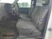 2005 Chevrolet Silverado 1500 Work Truck с VIN 1GCEC14X05Z152275, выставлен на аукционе Copart как лот 64958575 с пробегом 67 354 миль миль и Чистый • Clean title. История ставок и продаж доступна на DreamBid. Изображение 7.