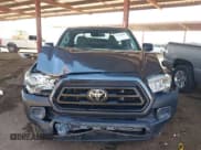 ✅ 2021 Toyota Tacoma SR • VIN: 3TYRX5GN8MT006430 • Lot: 43588076. Wystawiony na IAAI z przebiegiem 80 995 mil. Bezpłatny archiwum sprzedaży aukcyjnych z USA i szczegółowy raport historii pojazdu na DreamBid. Zdjęcie 6.