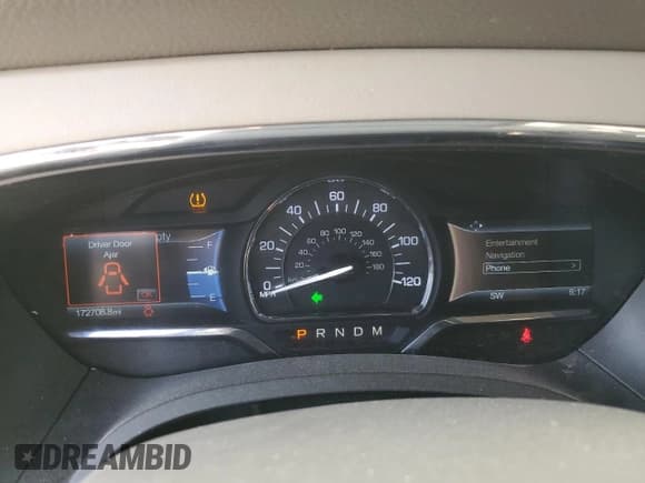 ✅ 2015 Lincoln Navigator • VIN: 5LMJJ3JT1FEJ03234 • Lot: 52888385. Wystawiony na Copart z przebiegiem 172 708 mil. Bezpłatny archiwum sprzedaży aukcyjnych z USA i szczegółowy raport historii pojazdu na DreamBid. Zdjęcie 9.