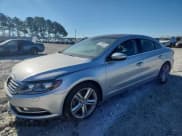 ✅ 2014 Volkswagen CC Executive • VIN: WVWRN7AN2EE527477 • Лот: 93368975. Опубликован ранее на Copart с пробегом Не указан. Бесплатный доступ к архиву аукционных продаж из США и подробный отчёт об истории автомобиля на DreamBid. Изображение 1.