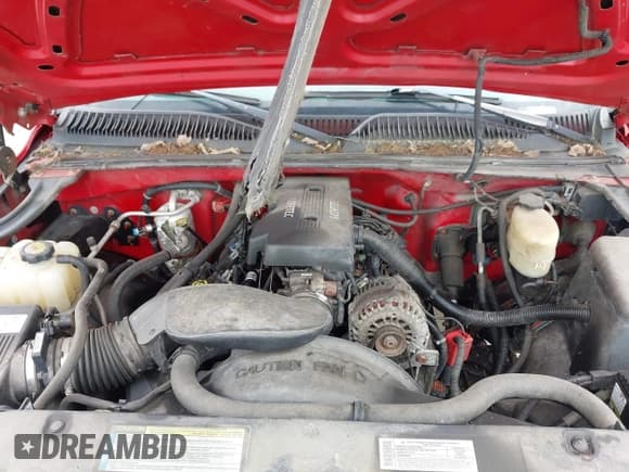 ✅ 2000 Chevrolet Silverado 2500 LS • VIN: 1GCGK29U3YE159782 • Lot: 42568821. Listed on IAAI with 172,387 mi. Free auction sales archive from the USA and detailed vehicle history report at DreamBid. Image 10.