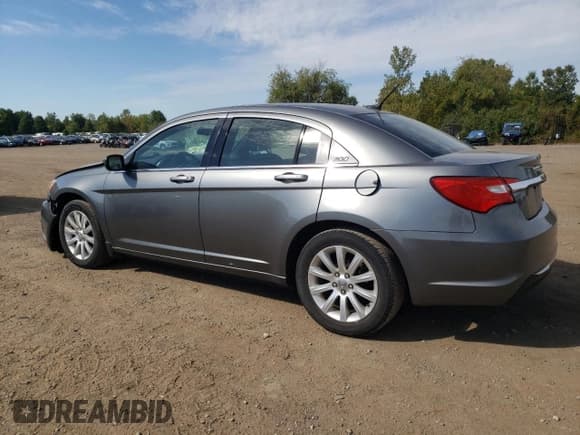 ✅ 2011 Chrysler 200 Touring • VIN: 1C3BC1FG5BN602932 • Lot: 80295945. Listed on Copart with 124,376 mi. Free auction sales archive from the USA and detailed vehicle history report at DreamBid. Image 2.