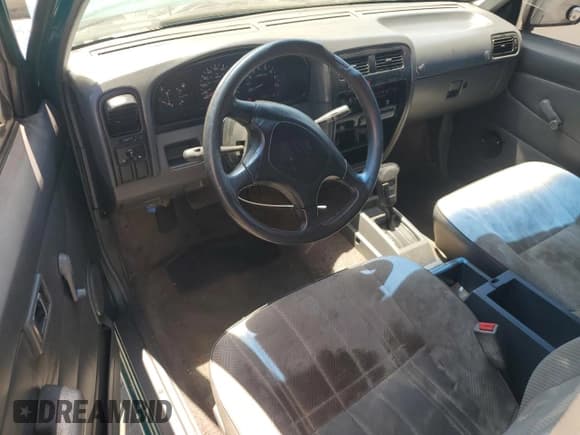 ✅ 1995 Nissan Frontier XE • VIN: 1N6SD16S8SC378092 • Lot: 62321555. Listed on Copart with 166,744 mi. Free auction sales archive from the USA and detailed vehicle history report at DreamBid. Image 8.