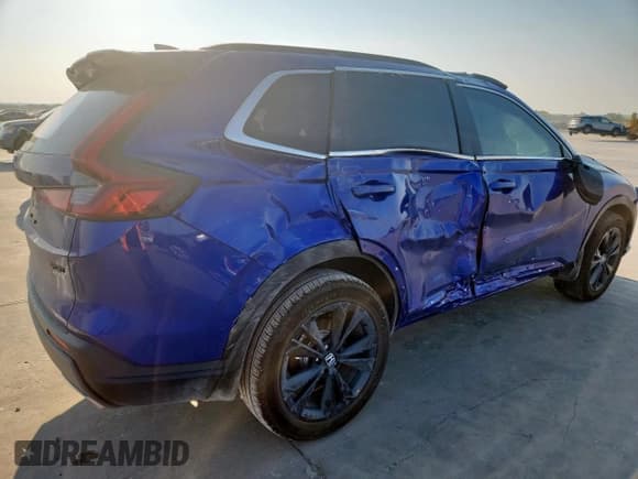 ✅ 2025 Honda CR-V Sport Touring • VIN: 7FARS6H94SE084579 • Lot: 80746895. Listed on Copart with 7,348 mi. Free auction sales archive from the USA and detailed vehicle history report at DreamBid. Image 3.