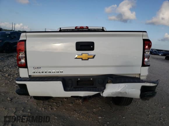 ✅ 2017 Chevrolet Silverado 1500 Custom • VIN: 1GCRCPEH2HZ213352 • Lot: 78940484. Wystawiony na Copart z przebiegiem Nie podano. Bezpłatny archiwum sprzedaży aukcyjnych z USA i szczegółowy raport historii pojazdu na DreamBid. Zdjęcie 6.