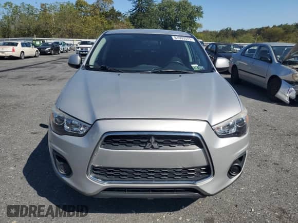 2013 Mitsubishi Outlander ES z VIN 4A4AR3AU6DE005539, wystawiony jako Copart lot #81993375 z przebiegiem 177 817 mil mil oraz Czysty tytuł • Clean title. Historia ofert i sprzedaży dostępna na DreamBid. Obrazek 5.