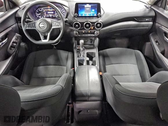 ✅ 2024 Nissan Sentra SV • VIN: 3N1AB8CV0RY338606 • Lot: 95542355. Listed on Copart with 37,290 mi. Free auction sales archive from the USA and detailed vehicle history report at DreamBid. Image 8.