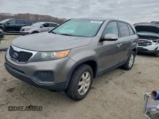 ✅ 2011 Kia Sorento LX • VIN: 5XYKTCA10BG182742 • Lot: 93850885. Listed on Copart with 64,605 mi. Free auction sales archive from the USA and detailed vehicle history report at DreamBid. Image 1.