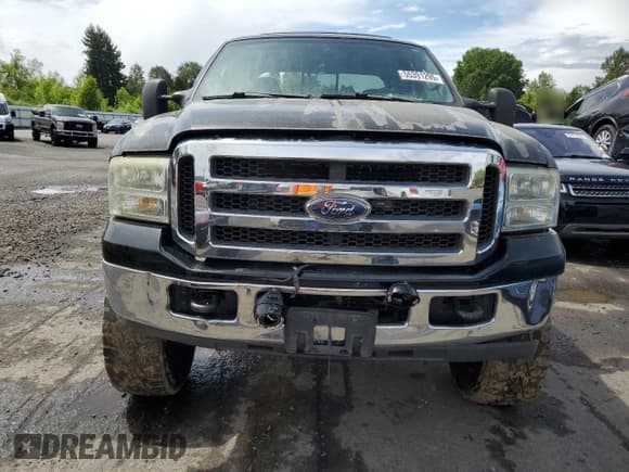 ✅ 2007 Ford F-350 XL • VIN: 1FTWW31P57EA06783 • Lot: 55391295. Listed on Copart with 223,219 mi. Free auction sales archive from the USA and detailed vehicle history report at DreamBid. Image 5.