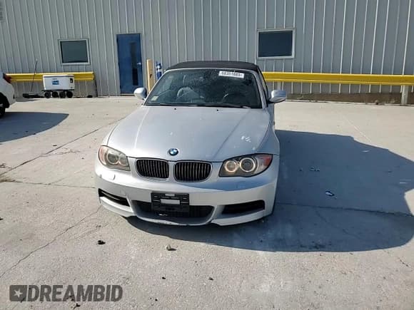 ✅ 2011 BMW 1 Series 135i • VIN: WBAUN7C51BVM24129 • Лот: 68351885. Опубликован ранее на Copart с пробегом 117 752 миль. Бесплатный доступ к архиву аукционных продаж из США и подробный отчёт об истории автомобиля на DreamBid. Изображение 13.