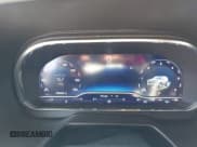 ✅ 2022 Chevrolet Suburban Premier • VIN: 1GNSKFKD3NR142911 • Lot: 42958230. Wystawiony na IAAI z przebiegiem 125 206 mil. Bezpłatny archiwum sprzedaży aukcyjnych z USA i szczegółowy raport historii pojazdu na DreamBid. Zdjęcie 7.