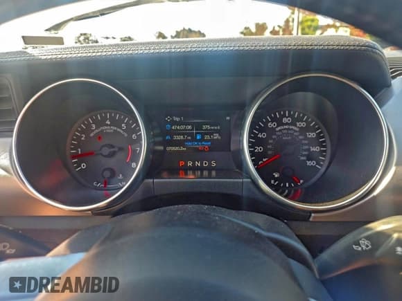 ✅ 2020 Ford Mustang EcoBoost Premium • VIN: 1FATP8UH4L5113244 • Лот: 96412275. Опубликован ранее на Copart с пробегом 70 520 миль. Бесплатный доступ к архиву аукционных продаж из США и подробный отчёт об истории автомобиля на DreamBid. Изображение 8.