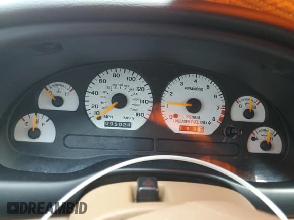 ✅ 1997 Ford Mustang Cobra • VIN: 1FALP47V6VF192620 • Lot: 55839235. Wystawiony na Copart z przebiegiem 95 024 mil. Bezpłatny archiwum sprzedaży aukcyjnych z USA i szczegółowy raport historii pojazdu na DreamBid. Zdjęcie 9.