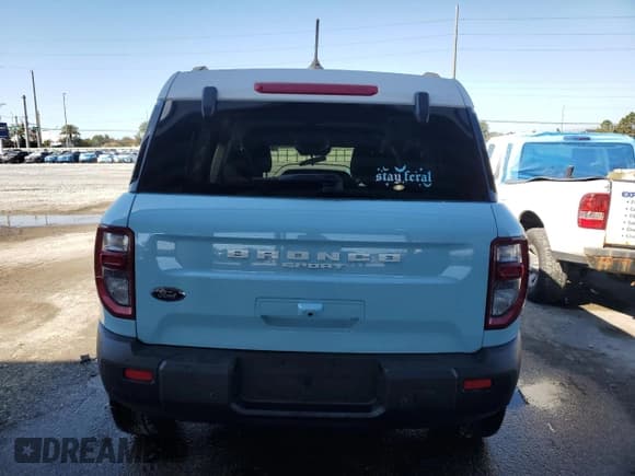 ✅ 2025 Ford Bronco Sport Heritage • VIN: 3FMCR9GN2SRF32907 • Lot: 92289595. Listed on Copart with 289 mi. Free auction sales archive from the USA and detailed vehicle history report at DreamBid. Image 6.