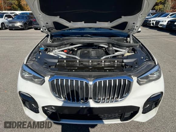 ✅ 2020 BMW X5 sDrive40i • VIN: 5UXCR4C01LLW64024 • Lot: 87126905. Listed on Copart with 198,662 mi. Free auction sales archive from the USA and detailed vehicle history report at DreamBid. Image 8.