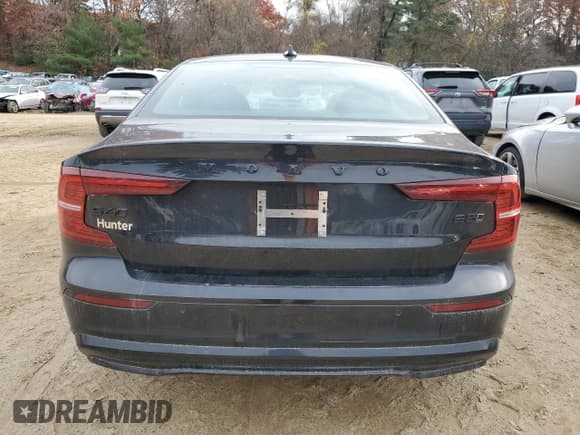 ✅ 2024 Volvo S60 Plus Black Edition • VIN: 7JRL12TH0RG281486 • Lot: 75622704. Listed on Copart with 15,179 mi. Free auction sales archive from the USA and detailed vehicle history report at DreamBid. Image 6.