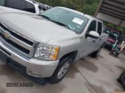 ✅ 2009 Chevrolet Silverado 1500 • VIN: 3GCFC13509G236722 • Lot: 43110882. Wystawiony na IAAI z przebiegiem 217 493 mil. Bezpłatny archiwum sprzedaży aukcyjnych z USA i szczegółowy raport historii pojazdu na DreamBid. Zdjęcie 2.