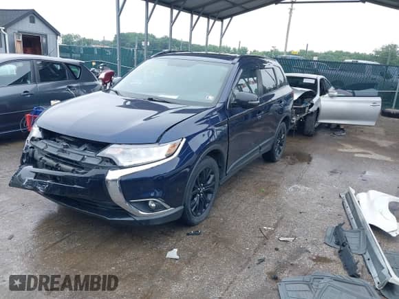 2018 Mitsubishi Outlander ES z VIN JA4AZ3A38JZ064850, wystawiony jako IAAI lot #42496879 z przebiegiem 85 487 mil mil oraz . Historia ofert i sprzedaży dostępna na DreamBid. Obrazek 17.