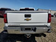 ✅ 2015 Chevrolet Silverado 2500HD LT • VIN: 1GC1KVE86FF185431 • Лот: 56038575. Опубликован ранее на Copart с пробегом Не указан. Бесплатный доступ к архиву аукционных продаж из США и подробный отчёт об истории автомобиля на DreamBid. Изображение 6.