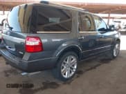 ✅ 2017 Ford Expedition Platinum • VIN: 1FMJU1MT5HEA25988 • Lot: 42577390. Wystawiony na IAAI z przebiegiem 185 037 mil. Bezpłatny archiwum sprzedaży aukcyjnych z USA i szczegółowy raport historii pojazdu na DreamBid. Zdjęcie 4.