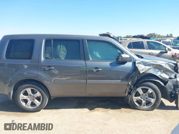 ✅ 2012 Honda Pilot EX-L • VIN: 5FNYF3H65CB024487 • Lot: 43588559. Wystawiony na IAAI z przebiegiem 139 103 mil. Bezpłatny archiwum sprzedaży aukcyjnych z USA i szczegółowy raport historii pojazdu na DreamBid. Zdjęcie 13.