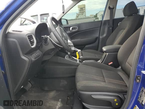 2021 Hyundai Venue SEL с VIN KMHRC8A35MU116200, выставлен на аукционе Copart как лот 73176584 с пробегом 29 430 миль миль и Списание • Salvage title. История ставок и продаж доступна на DreamBid. Изображение 7.
