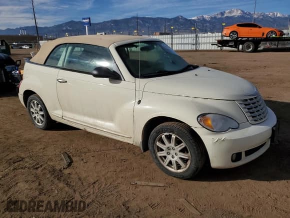 ✅ 2006 Chrysler PT Cruiser Touring • VIN: 3C3JY55EX6T374646 • Lot: 43408085. Listed on Copart with 102,661 mi. Free auction sales archive from the USA and detailed vehicle history report at DreamBid. Image 4.