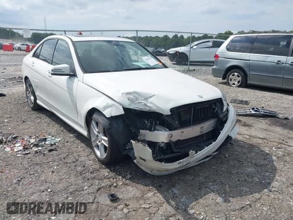 ✅ 2010 Mercedes-Benz C 300 Sport • VIN: WDDGF5EB6AR118206 • Lot: 43060780. Listed on IAAI with 105,521 mi. Free auction sales archive from the USA and detailed vehicle history report at DreamBid. Image 1.