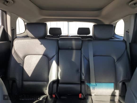 2013 Hyundai Santa Fe GLS with VIN KM8SNDHFXDU003749, listed as a Copart auction lot 90145235 with 299,484 mi miles and Clean title. Bid and sale history available at DreamBid. Image 10.