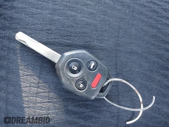 ✅ 2012 Subaru Outback Premium • VIN: 4S4BRCBCXC1244451 • Lot: 41401317. Wystawiony na IAAI z przebiegiem 100 710 mil. Bezpłatny archiwum sprzedaży aukcyjnych z USA i szczegółowy raport historii pojazdu na DreamBid. Zdjęcie 11.