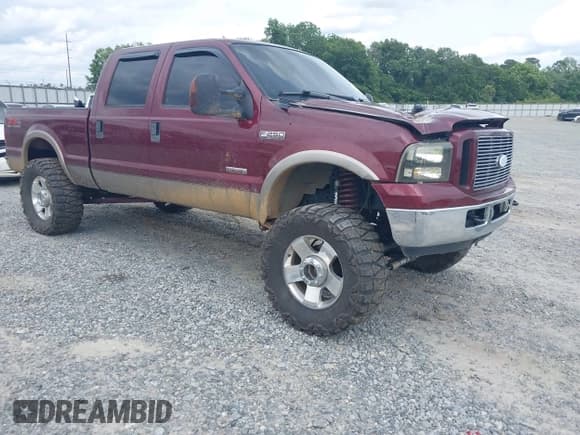 ✅ 2005 Ford F-250 XL • VIN: 1FTSW21P75EB75550 • Lot: 42398997. Listed on IAAI with 209,209 mi. Free auction sales archive from the USA and detailed vehicle history report at DreamBid. Image 1.