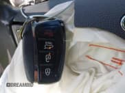 ✅ 2017 Hyundai Santa Fe Ultimate • VIN: 5NMZW4LA1HH042352 • Lot: 42753102. Listed on IAAI with 86,473 mi. Free auction sales archive from the USA and detailed vehicle history report at DreamBid. Image 11.