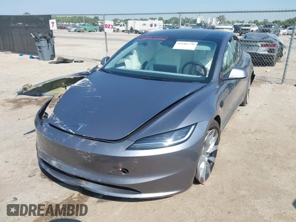 ✅ 2025 Tesla Model 3 Long Range • VIN: 5YJ3E1EA0SF041609 • Lot: 43185770. Wystawiony na IAAI z przebiegiem 1 778 mil. Bezpłatny archiwum sprzedaży aukcyjnych z USA i szczegółowy raport historii pojazdu na DreamBid. Zdjęcie 2.