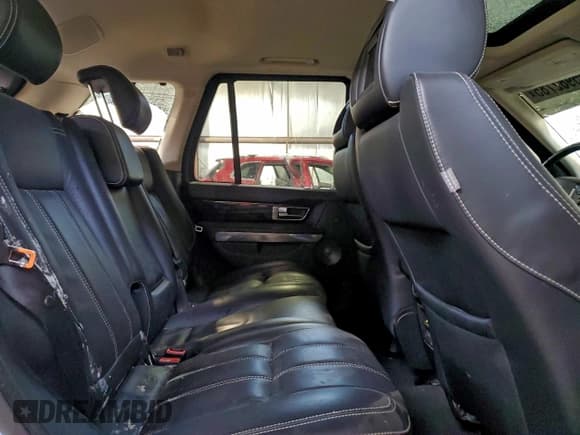 ✅ 2011 Land Rover Range Rover Sport HSE • VIN: SALSF2D46BA282084 • Lot: 95982785. Listed on Copart with 149,413 mi. Free auction sales archive from the USA and detailed vehicle history report at DreamBid. Image 11.