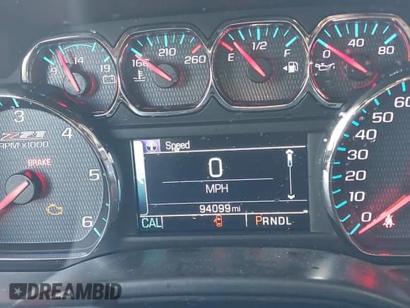 ✅ 2018 Chevrolet Silverado 1500 LT • VIN: 1GCVKREC4JZ315453 • Lot: 43534578. Wystawiony na IAAI z przebiegiem 94 099 mil. Bezpłatny archiwum sprzedaży aukcyjnych z USA i szczegółowy raport historii pojazdu na DreamBid. Zdjęcie 15.