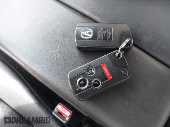 ✅ 2005 Acura RL • VIN: JH4KB16525C006978 • Lot: 41800979. Wystawiony na IAAI z przebiegiem 213 501 mil. Bezpłatny archiwum sprzedaży aukcyjnych z USA i szczegółowy raport historii pojazdu na DreamBid. Zdjęcie 11.