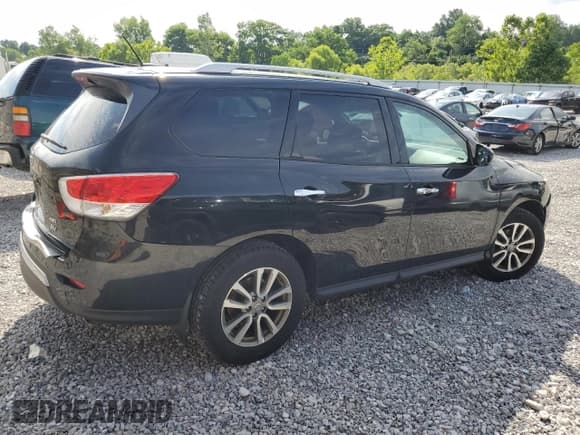 ✅ 2016 Nissan Pathfinder SV • VIN: 5N1AR2MM1GC624770 • Lot: 64461255. Listed on Copart with 141,877 mi. Free auction sales archive from the USA and detailed vehicle history report at DreamBid. Image 3.