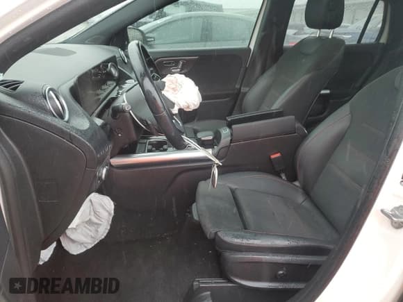 ✅ 2023 Mercedes-Benz GLA 250 • VIN: W1N4N4HB6PJ484513 • Лот: 90487445. Опубликован ранее на Copart с пробегом 33 749 миль. Бесплатный доступ к архиву аукционных продаж из США и подробный отчёт об истории автомобиля на DreamBid. Изображение 7.