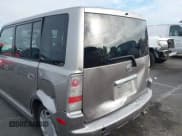 ✅ 2006 Scion xB • VIN: JTLKT324064092783 • Lot: 41498616. Wystawiony na IAAI z przebiegiem 231 380 mil. Bezpłatny archiwum sprzedaży aukcyjnych z USA i szczegółowy raport historii pojazdu na DreamBid. Zdjęcie 17.