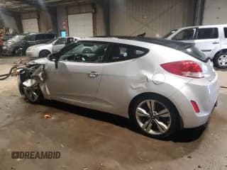 ✅ 2016 Hyundai Veloster • VIN: KMHTC6AD9GU303298 • Lot: 41731425. Wystawiony na Copart z przebiegiem 81 214 mil. Bezpłatny archiwum sprzedaży aukcyjnych z USA i szczegółowy raport historii pojazdu na DreamBid. Zdjęcie 2.