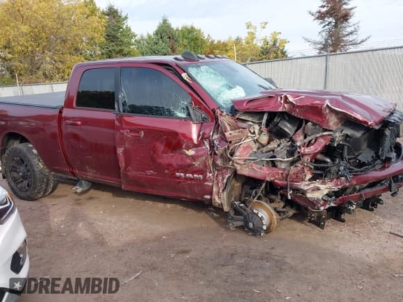 ✅ 2019 Ram 2500 Big Horn • VIN: 3C6UR5DL6KG712155 • Lot: 43464110. Listed on IAAI with 79,975 mi. Free auction sales archive from the USA and detailed vehicle history report at DreamBid. Image 14.