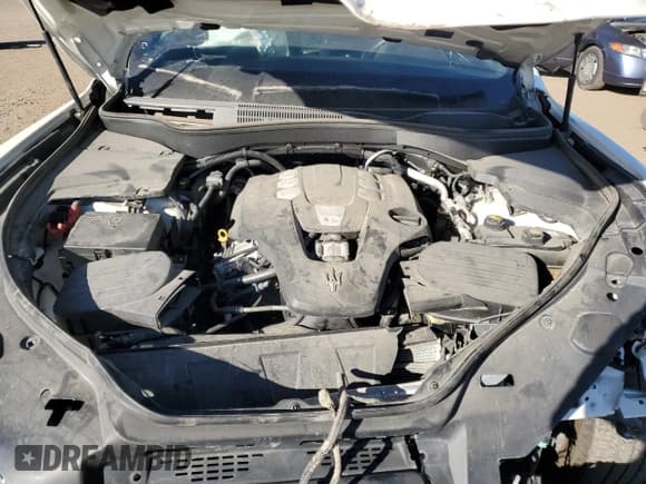 ✅ 2019 Maserati Levante • VIN: ZN661XUA8KX325426 • Lot: 91046145. Wystawiony na Copart z przebiegiem 54 396 mil. Bezpłatny archiwum sprzedaży aukcyjnych z USA i szczegółowy raport historii pojazdu na DreamBid. Zdjęcie 12.