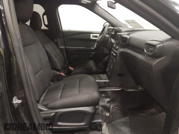 ✅ 2020 Ford Police Interceptor Utility • VIN: 1FM5K8AB2LGA97840 • Лот: 42082910. Опубликован ранее на IAAI с пробегом 93 640 миль. Бесплатный доступ к архиву аукционных продаж из США и подробный отчёт об истории автомобиля на DreamBid. Изображение 5.