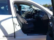 ✅ 2019 Infiniti Q70 Luxe • VIN: JN1BY1AP4KM505394 • Lot: 43734380. Listed on IAAI with 79,162 mi. Free auction sales archive from the USA and detailed vehicle history report at DreamBid. Image 5.