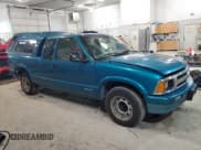✅ 1995 Chevrolet S-10 LS • VIN: 1GCCS19Z6S8140735 • Лот: 48397163. Опубликован ранее на Copart с пробегом 143 769 миль. Бесплатный доступ к архиву аукционных продаж из США и подробный отчёт об истории автомобиля на DreamBid. Изображение 4.