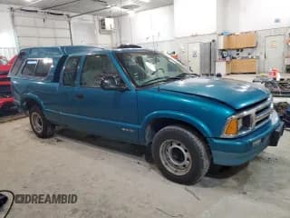 ✅ 1995 Chevrolet S-10 LS • VIN: 1GCCS19Z6S8140735 • Лот: 48397163. Опубликован ранее на Copart с пробегом 143 769 миль. Бесплатный доступ к архиву аукционных продаж из США и подробный отчёт об истории автомобиля на DreamBid. Изображение 4.