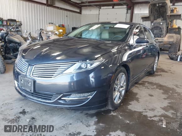✅ 2014 Lincoln MKZ Hybrid • VIN: 3LN6L2LU2ER805609 • Lot: 42147588. Wystawiony na IAAI z przebiegiem 81 622 mil. Bezpłatny archiwum sprzedaży aukcyjnych z USA i szczegółowy raport historii pojazdu na DreamBid. Zdjęcie 2.