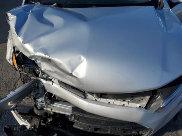 ✅ 2020 Chevrolet Trax LS • VIN: KL7CJNSB2LB310310 • Lot: 82141975. Listed on Copart with Not provided. Free auction sales archive from the USA and detailed vehicle history report at DreamBid. Image 12.